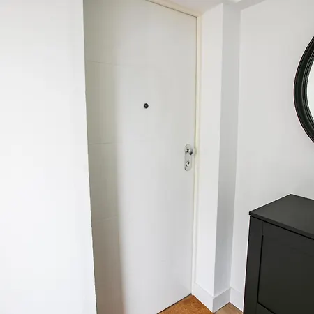 Doctor Eusebio Leon Apartment *